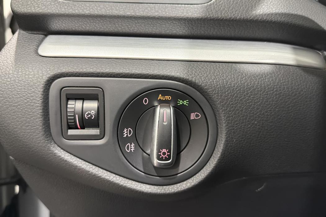 VOLKSWAGEN SHARAN 2013