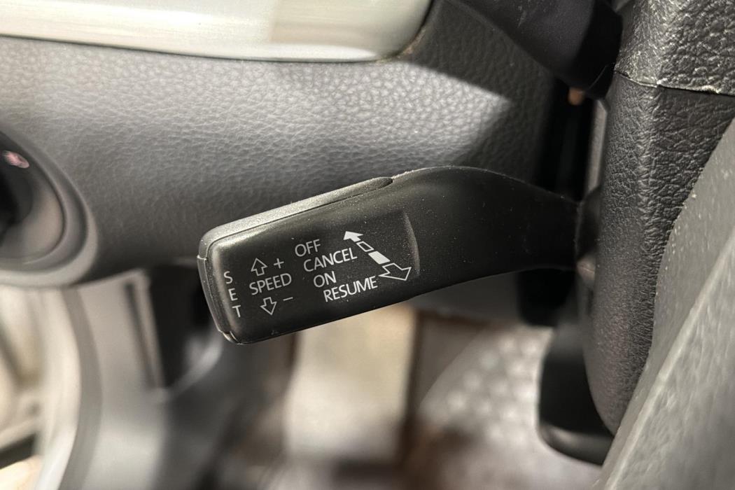 VOLKSWAGEN SHARAN 2013