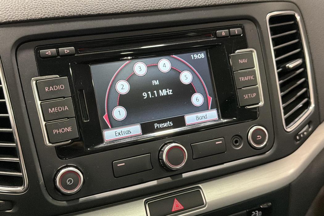 VOLKSWAGEN SHARAN 2013