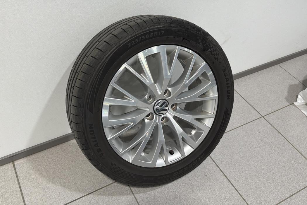 VOLKSWAGEN SHARAN 2013