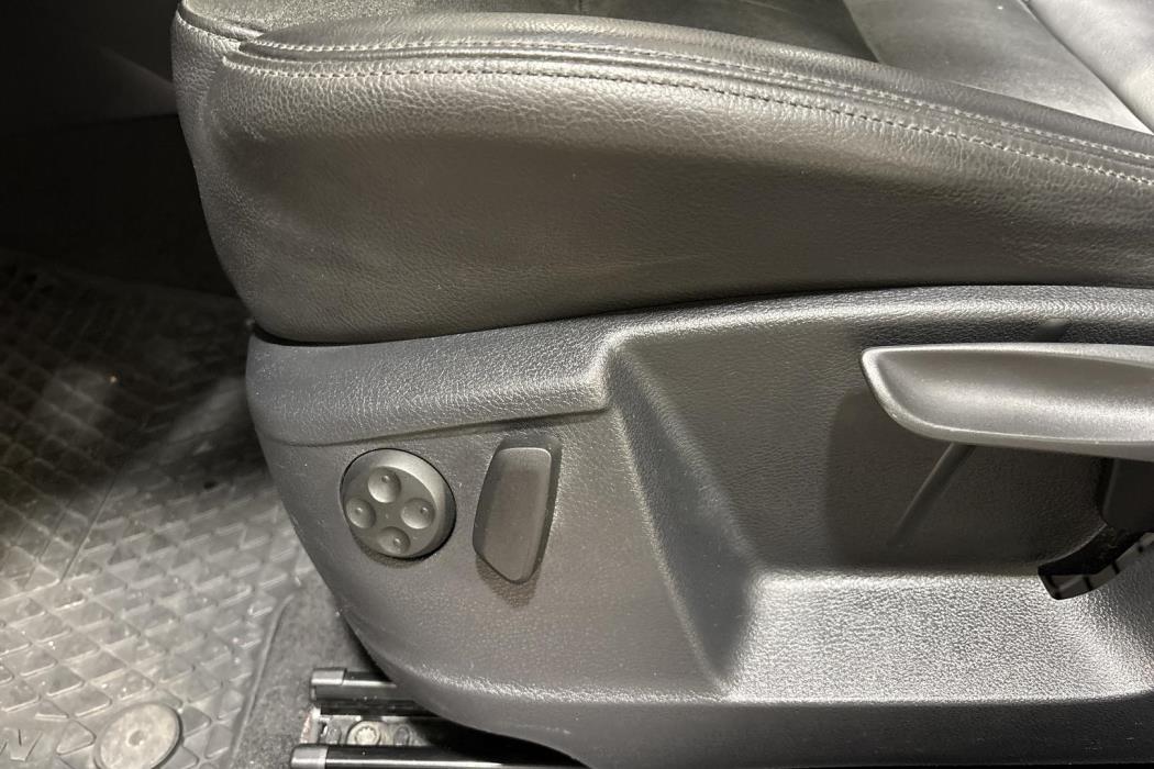 VOLKSWAGEN SHARAN 2013