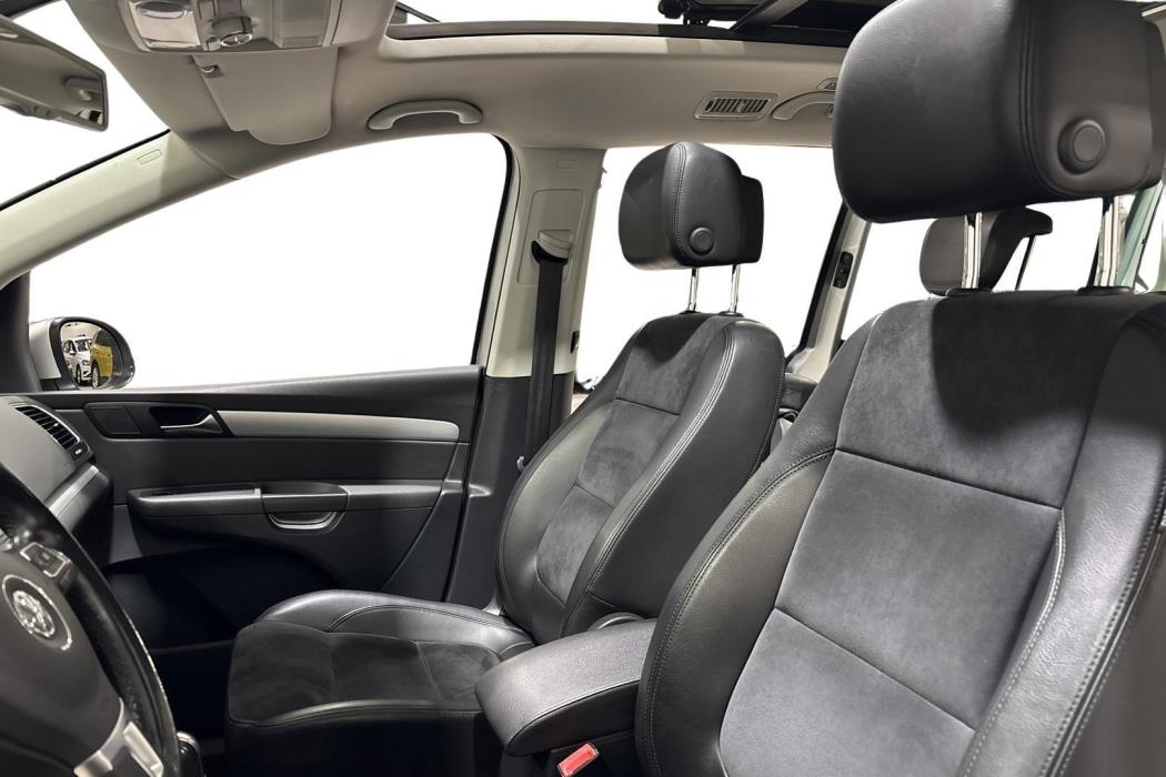 VOLKSWAGEN SHARAN 2013