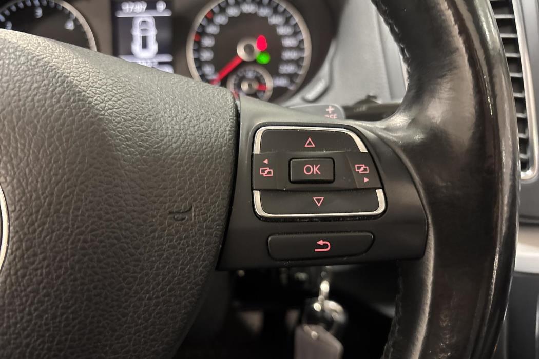 VOLKSWAGEN SHARAN 2013