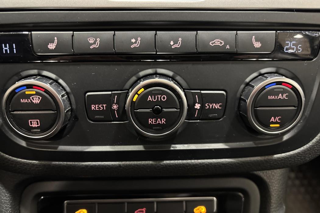 VOLKSWAGEN SHARAN 2013