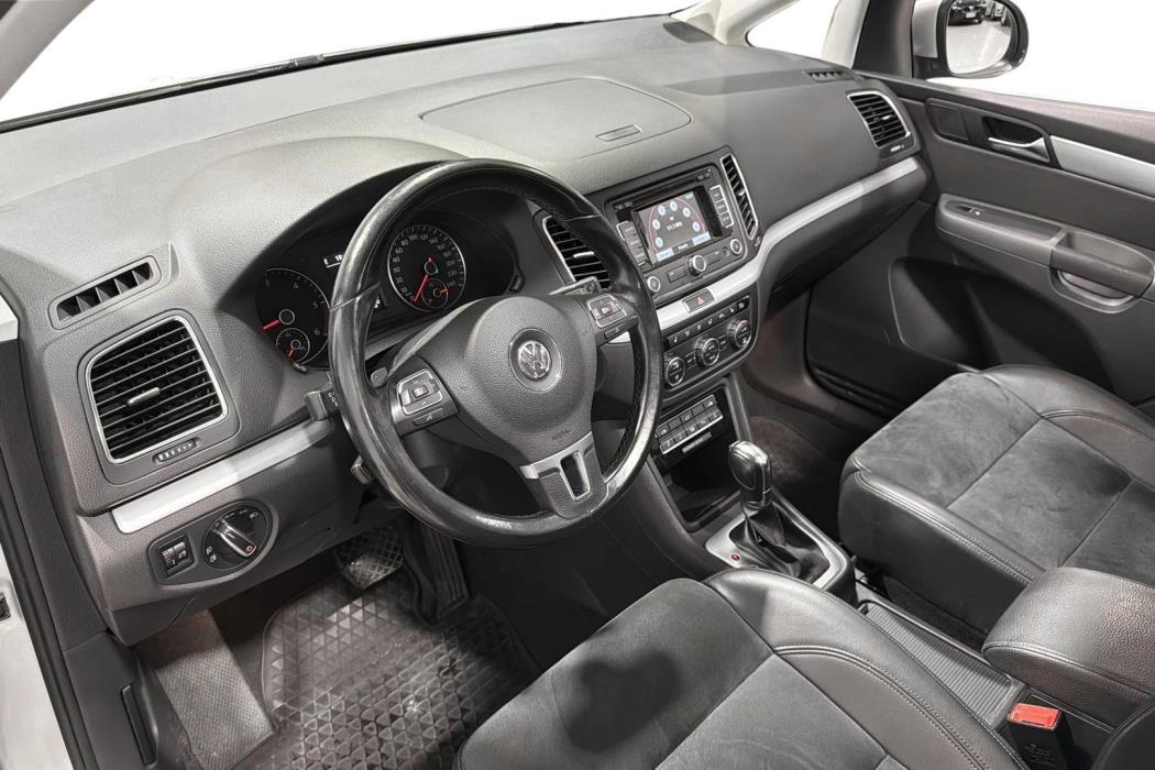 VOLKSWAGEN SHARAN 2013