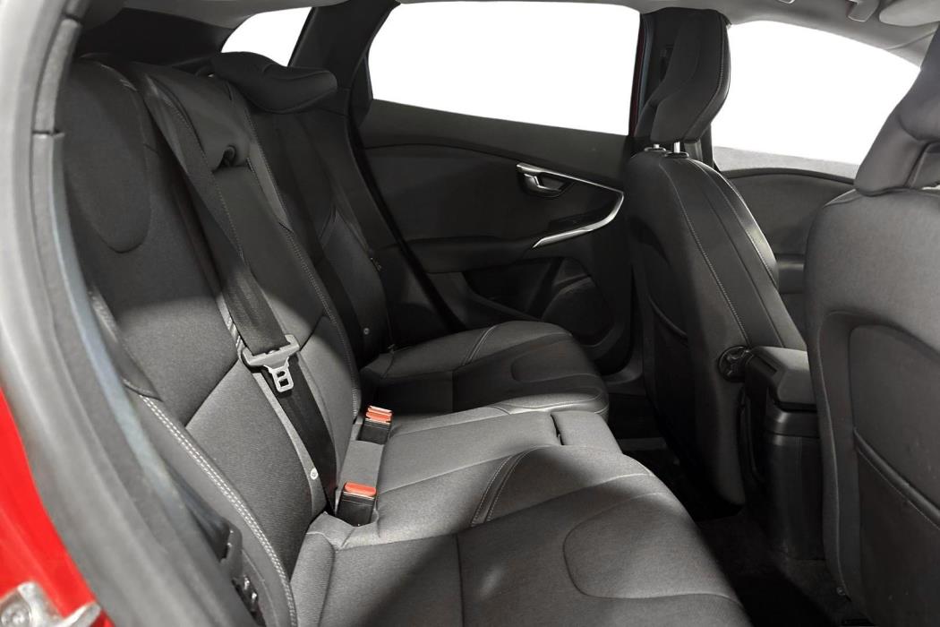 Volvo V40 Cross Country 2015