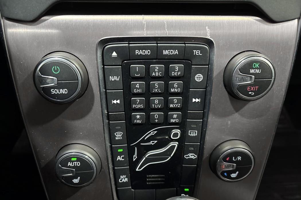 Volvo V40 Cross Country 2015