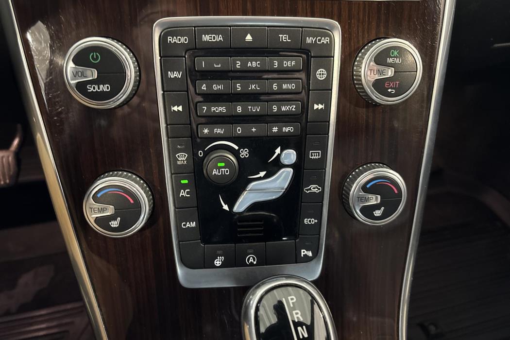 VOLVO XC60 2014