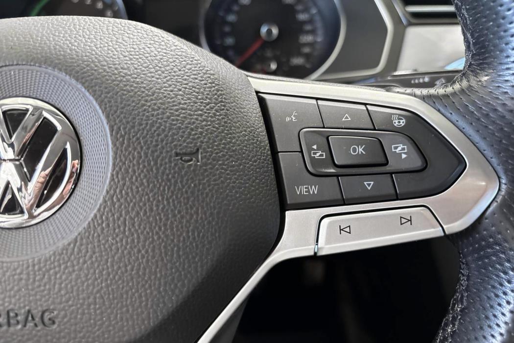 VOLKSWAGEN PASSAT 2020