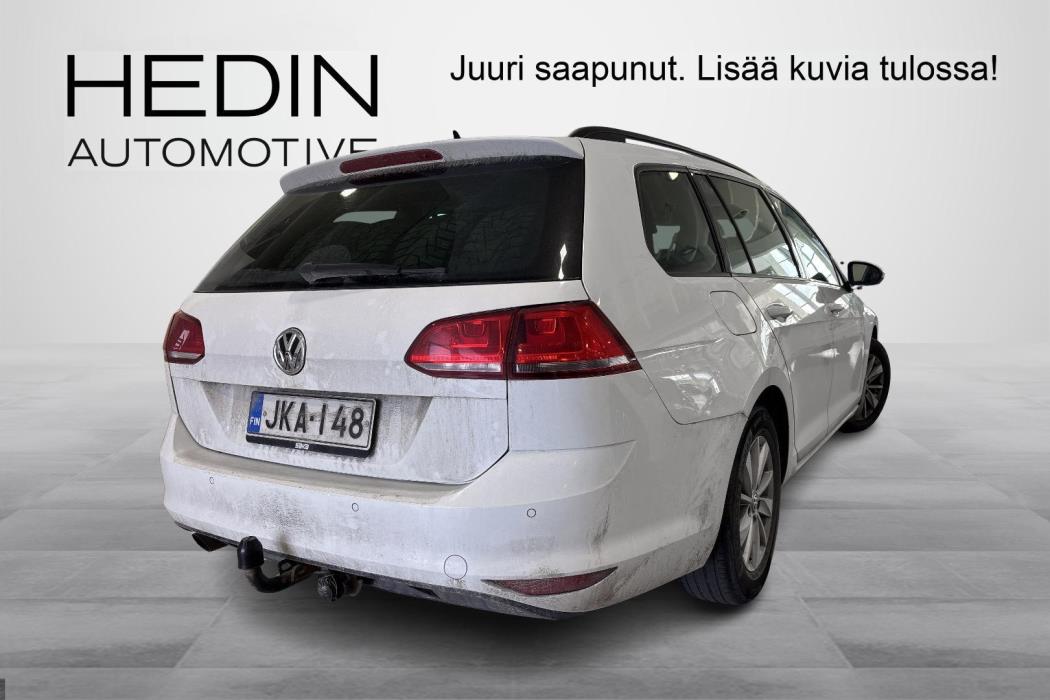 VOLKSWAGEN Golf 2016