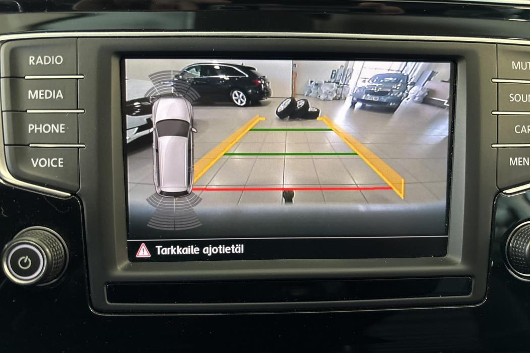 VOLKSWAGEN PASSAT 2017