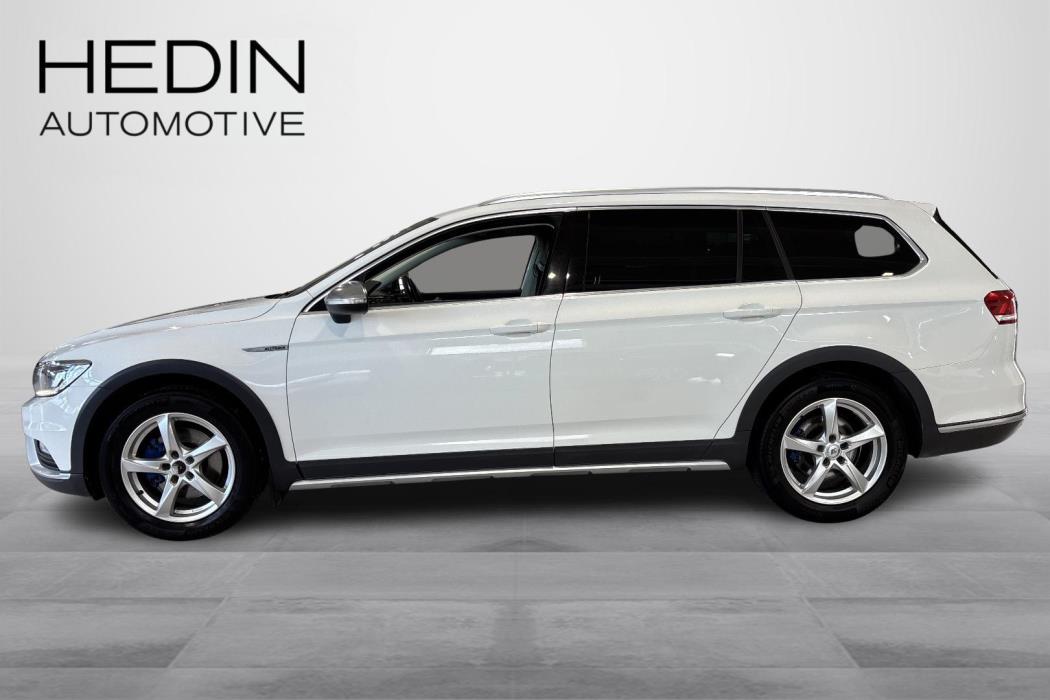 VOLKSWAGEN PASSAT 2017