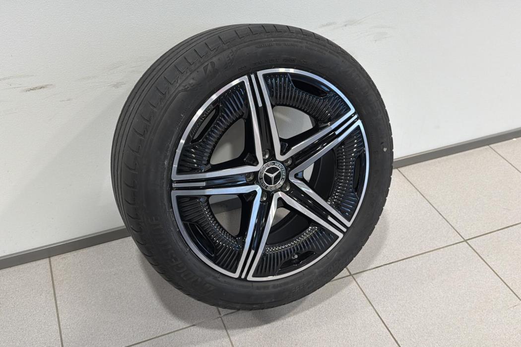 Mercedes-Benz EQE 2023