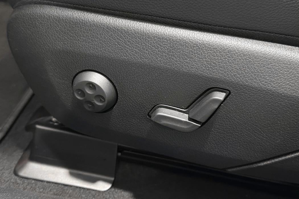 Mercedes-Benz EQE 2023