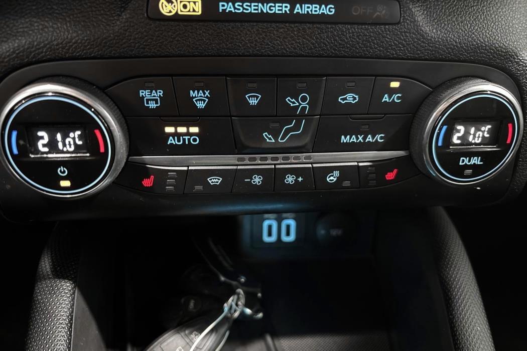 FORD FOCUS 2022
