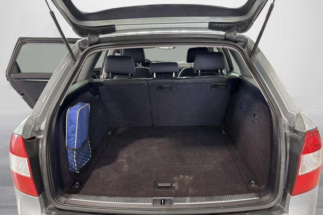 AUDI A4 2003