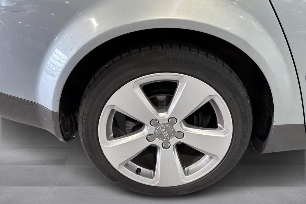 AUDI A4 2003