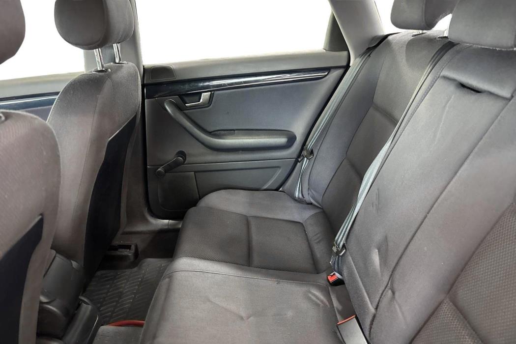 AUDI A4 2003