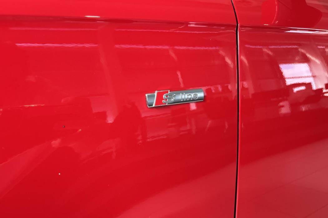 AUDI A4 2015