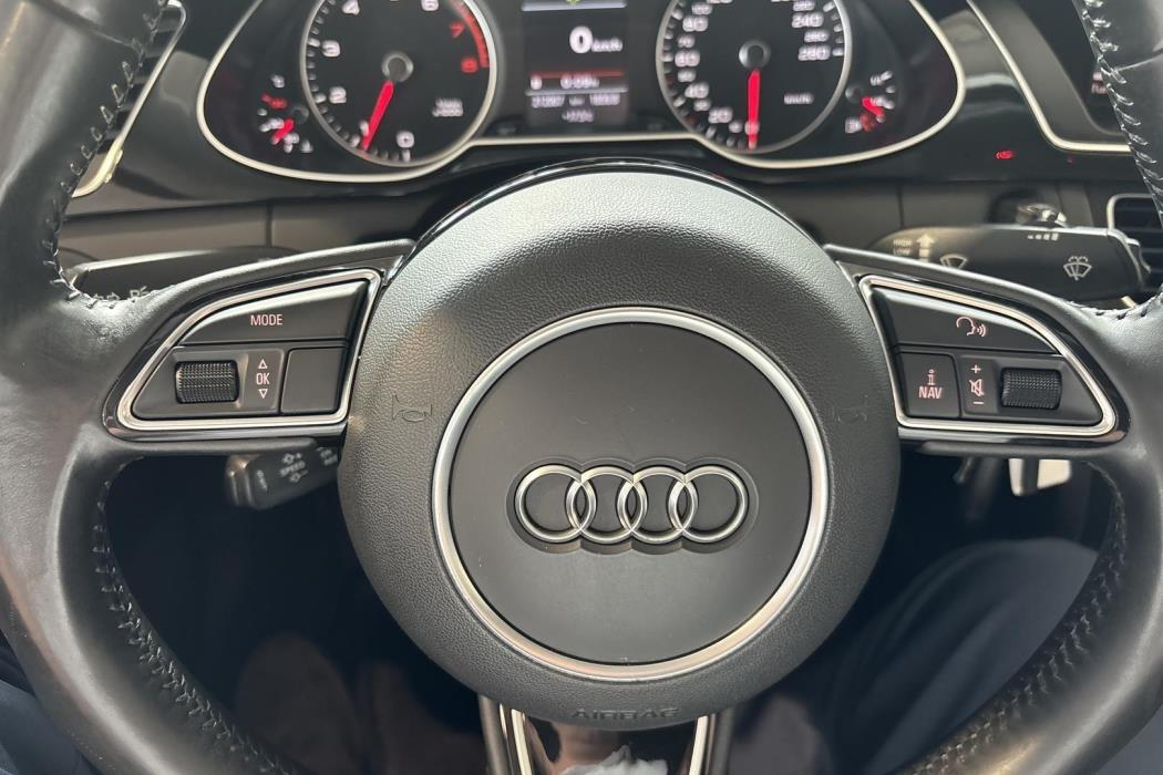 AUDI A4 2015