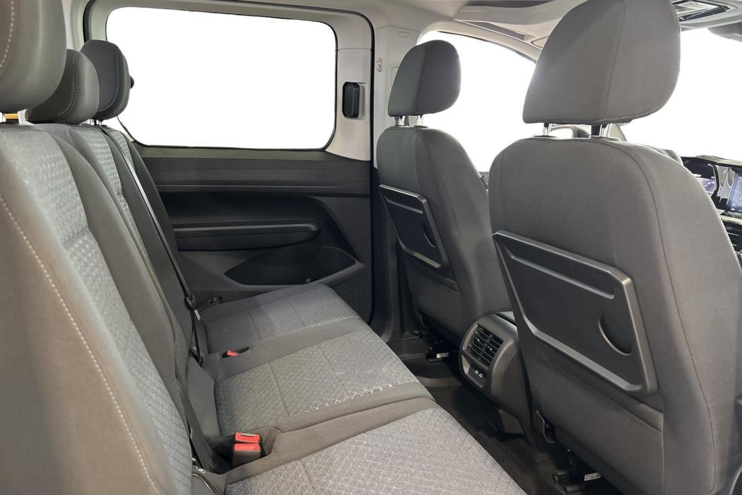 FORD Grand Tourneo Connec 2025