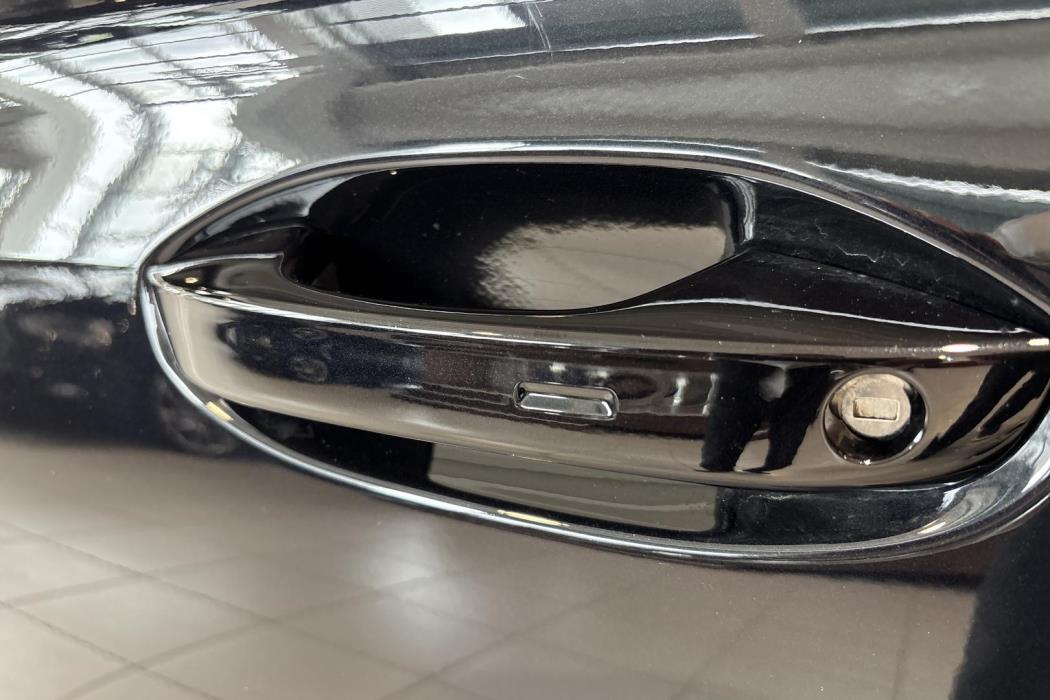FORD Grand Tourneo Connec 2025