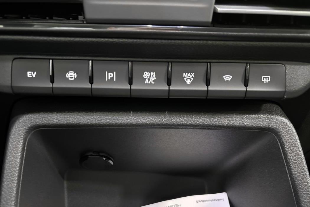 FORD Grand Tourneo Connec 2025
