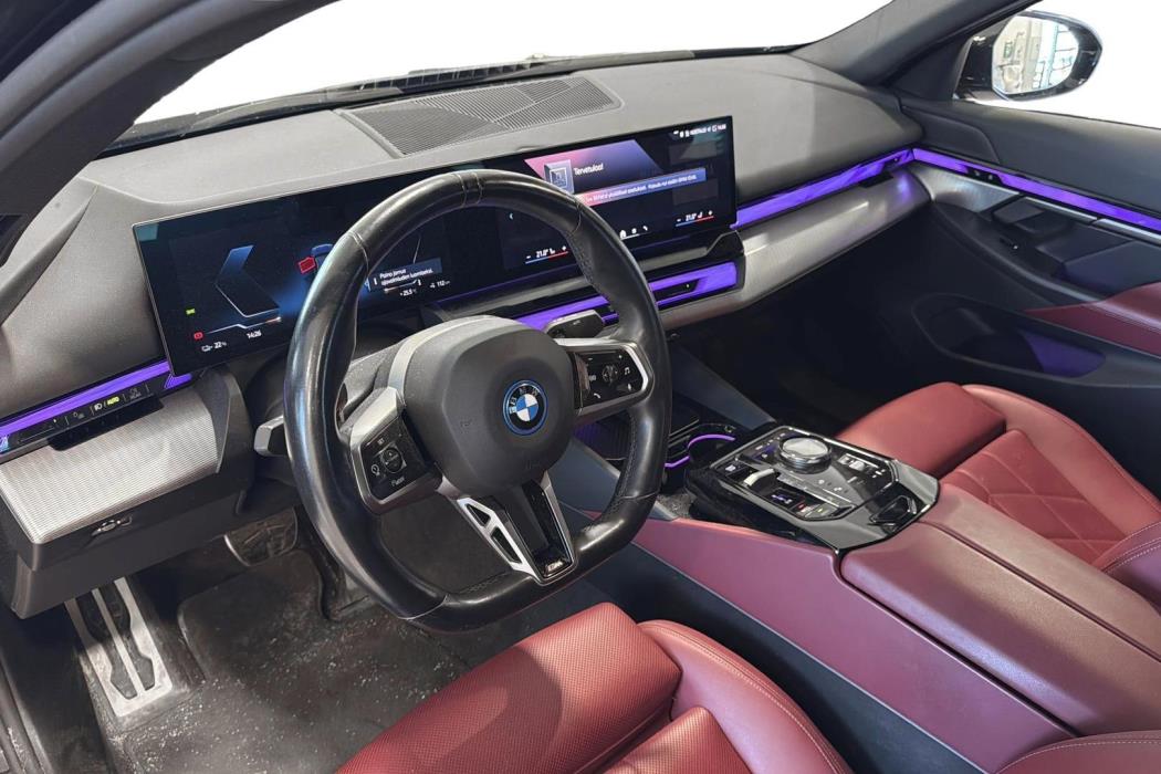 BMW i5 2024