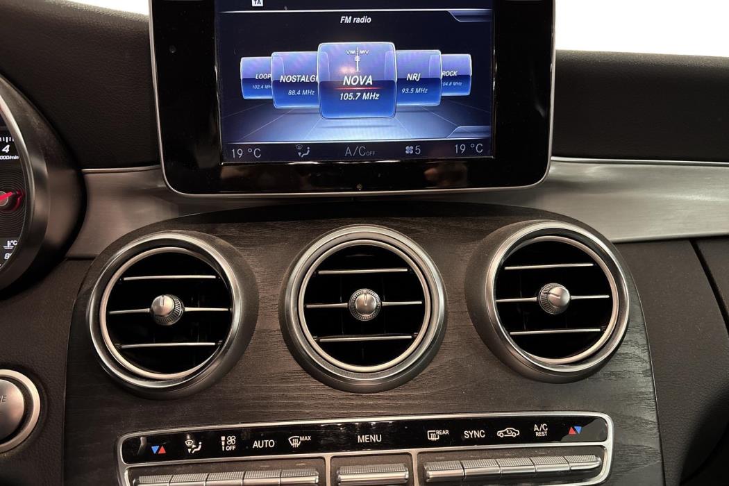 MERCEDES-BENZ C 2016