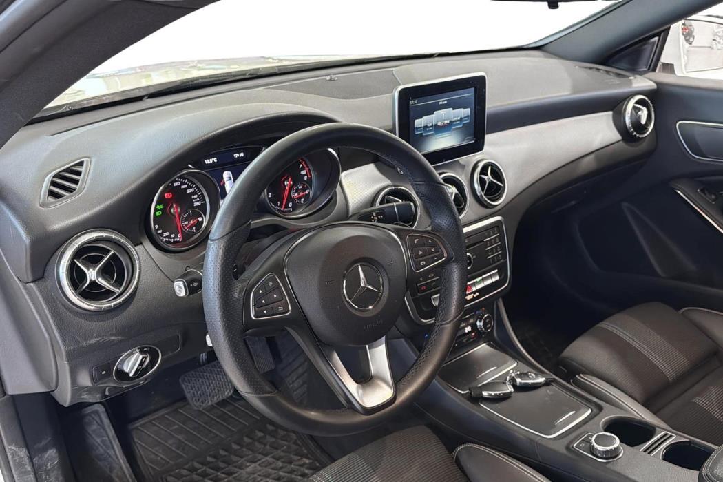 Mercedes-Benz CLA 2017
