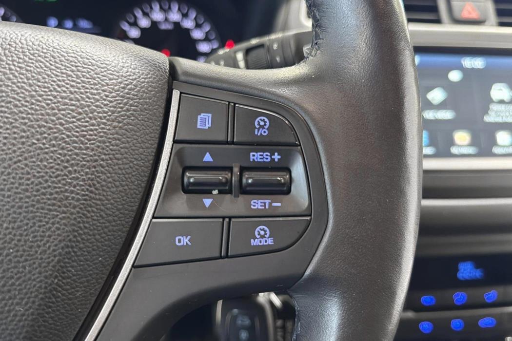 HYUNDAI i20 Hatchback 2018