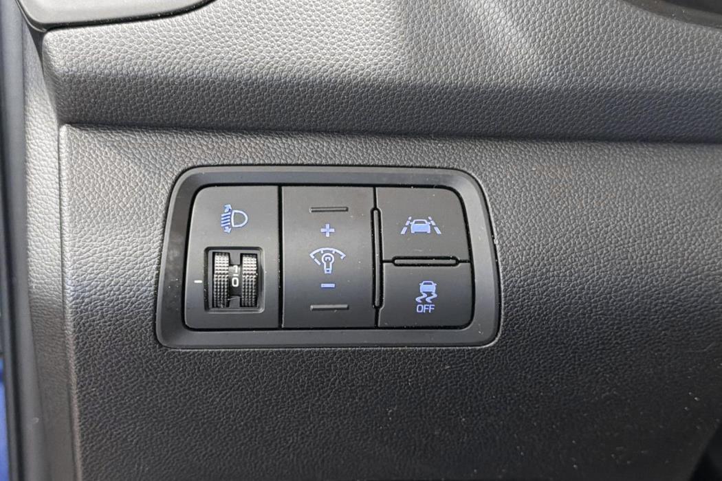 HYUNDAI i20 Hatchback 2018