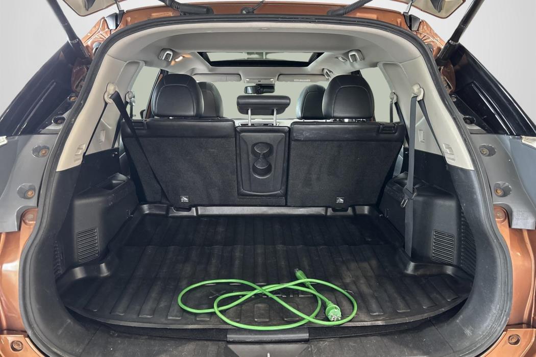NISSAN X-TRAIL 2014