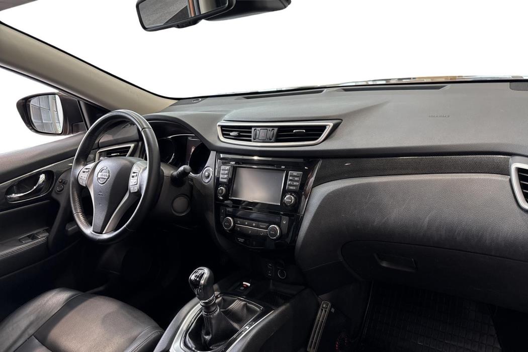 NISSAN X-TRAIL 2014