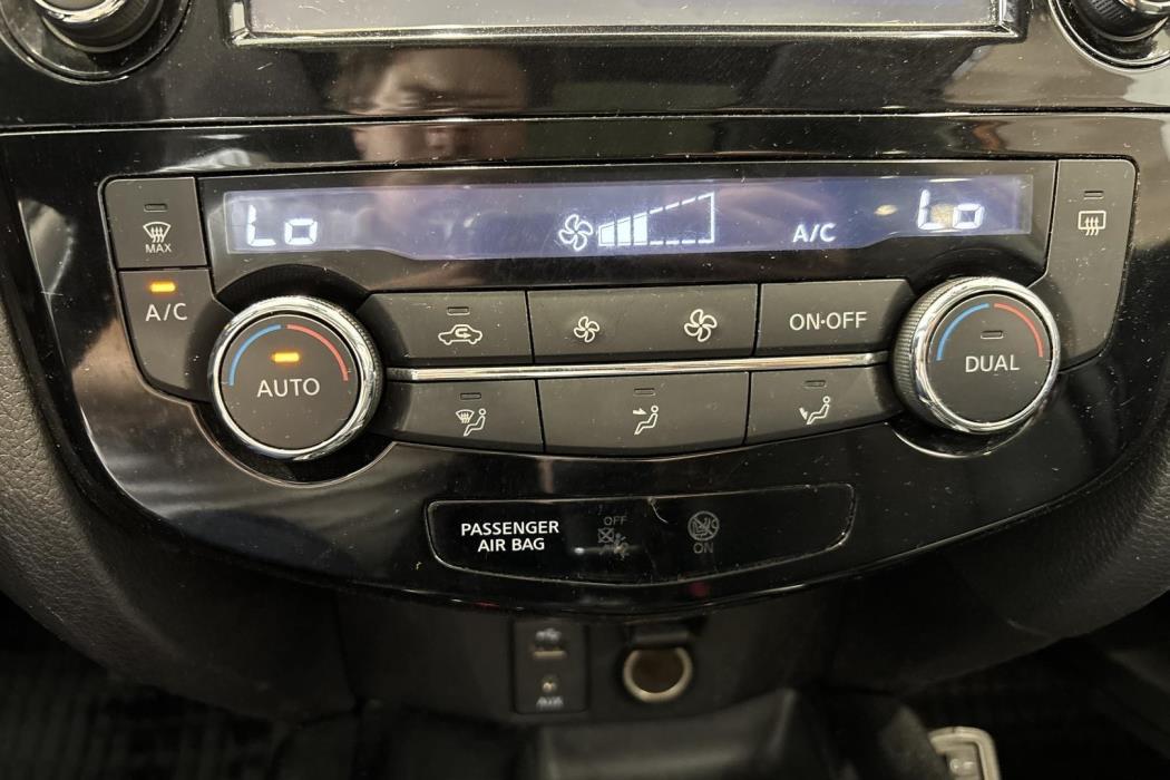 NISSAN X-TRAIL 2014