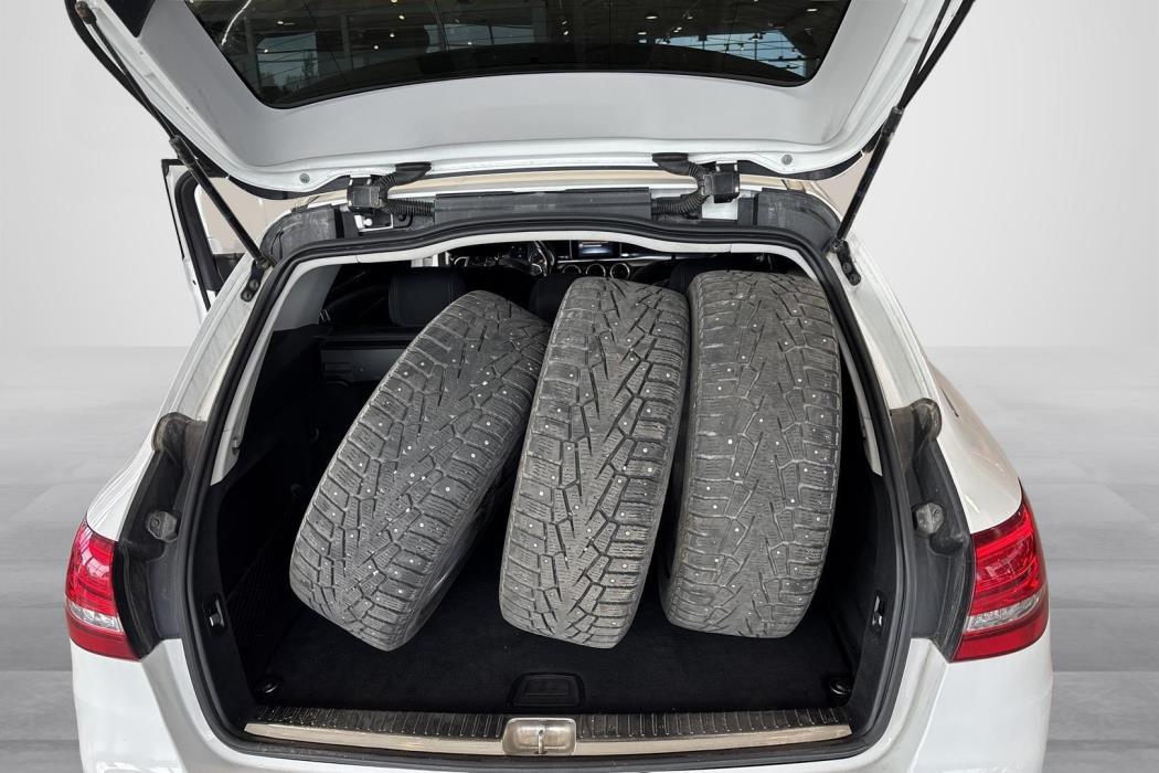MERCEDES-BENZ C 2015