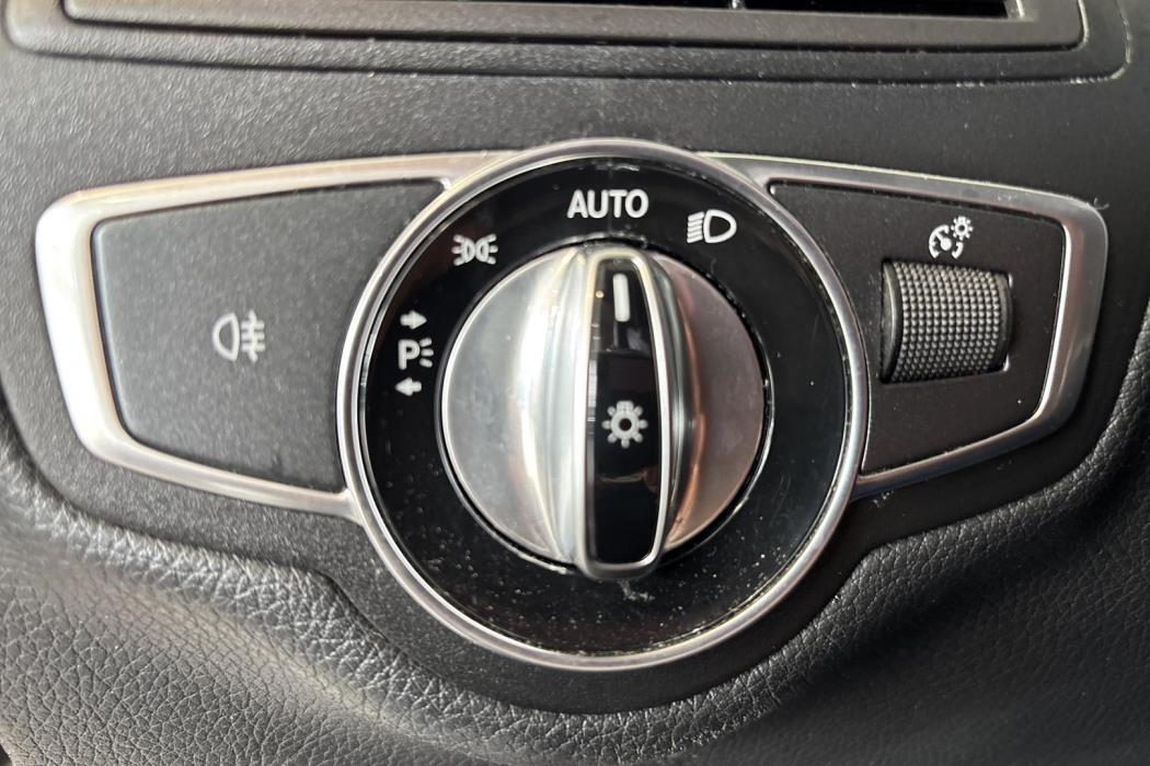 MERCEDES-BENZ C 2015