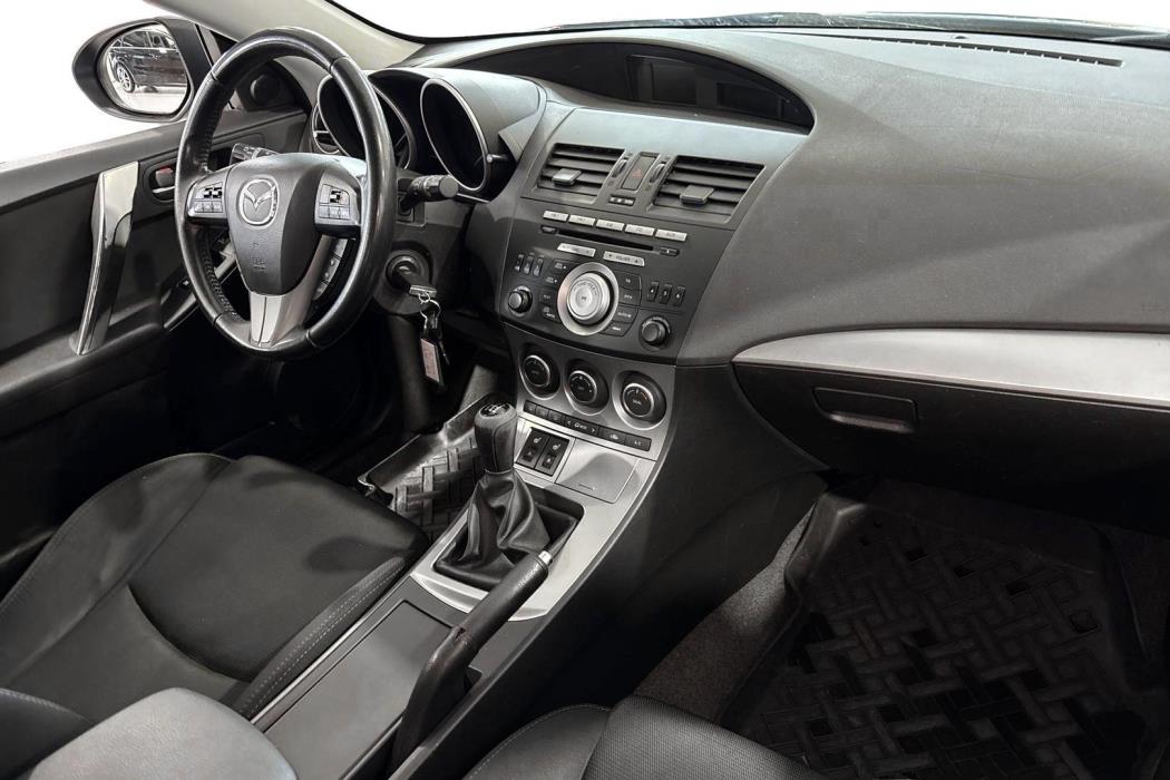 MAZDA Mazda3 2010