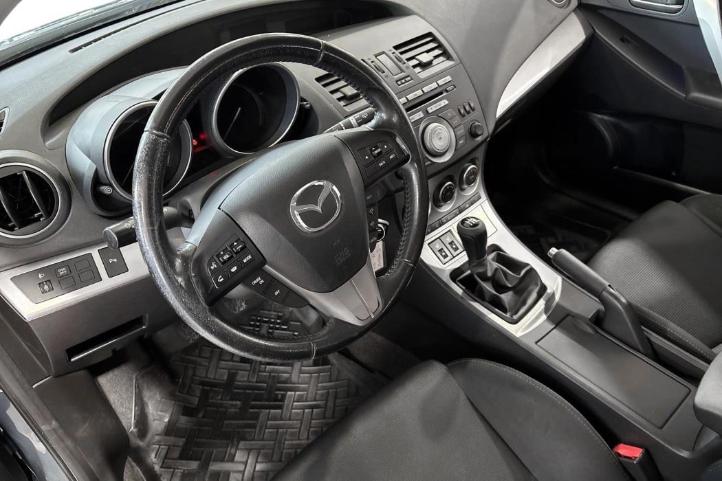 MAZDA Mazda3 2010