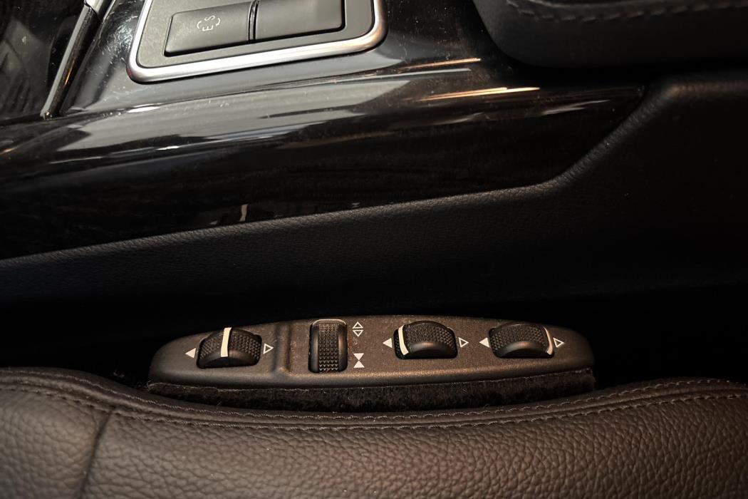 MERCEDES-BENZ E 2013