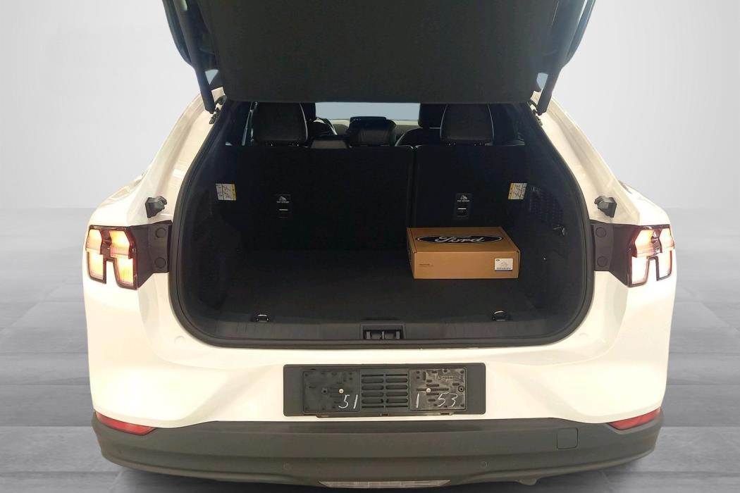 FORD Mustang Mach-E 2026