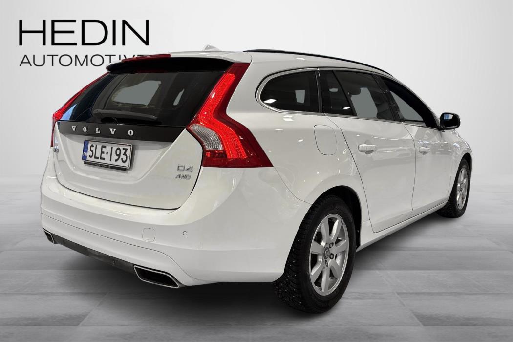 VOLVO V60 2014