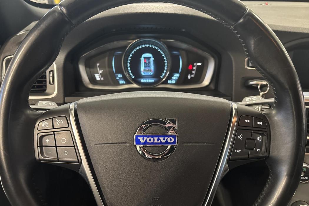 VOLVO V60 2014
