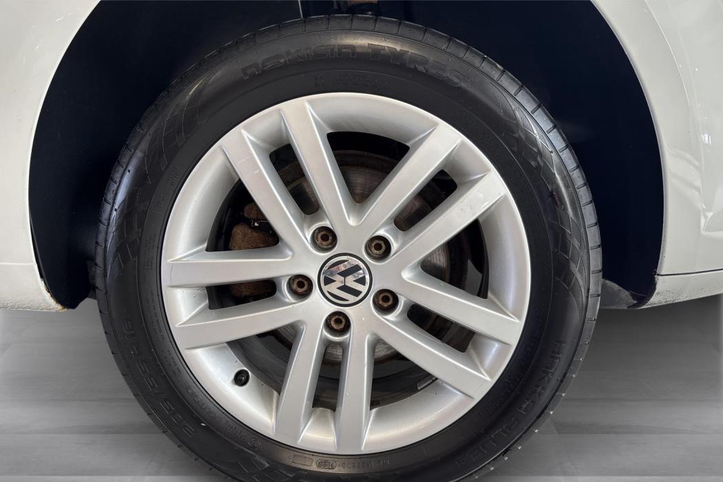 Volkswagen Touran 2015