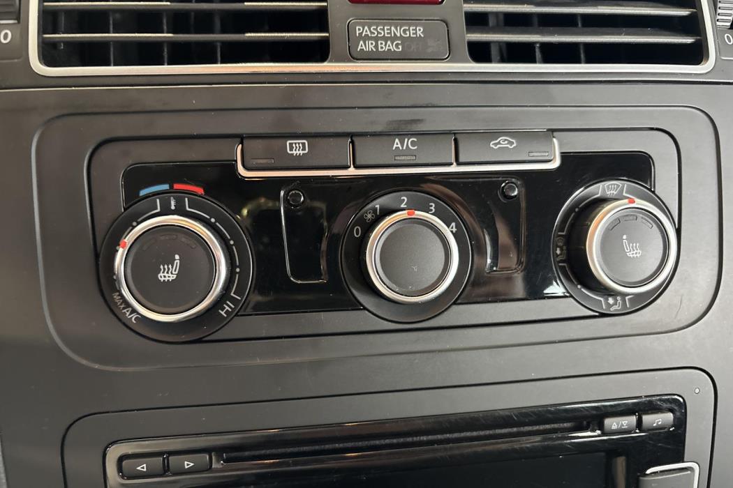 Volkswagen Touran 2015