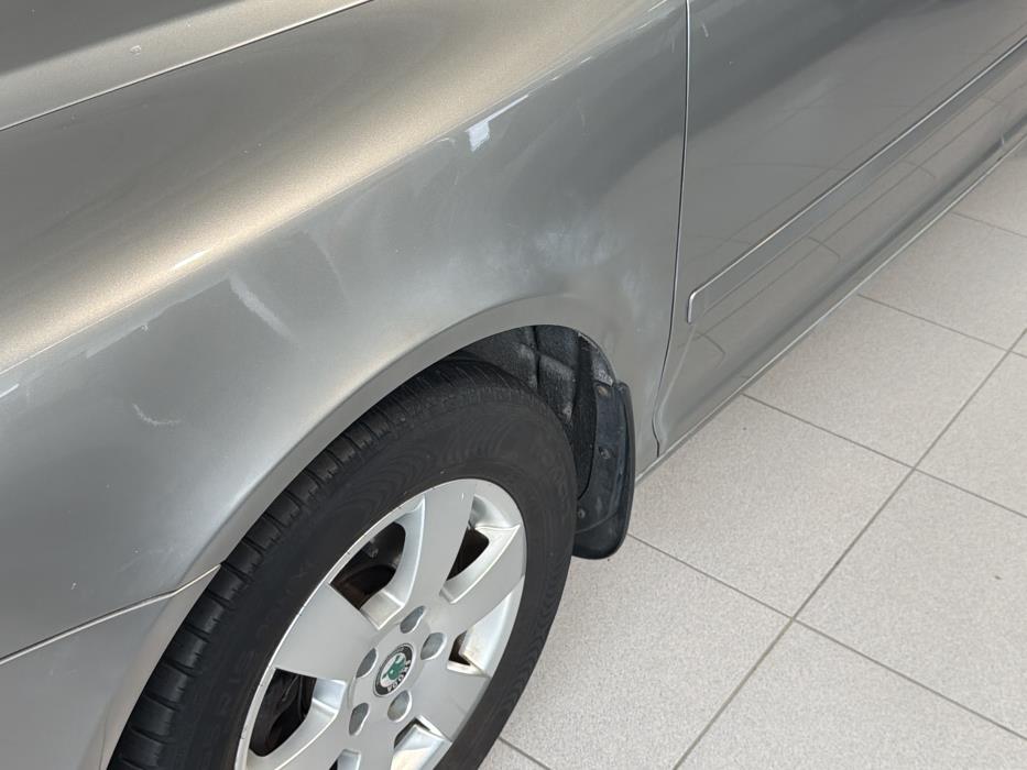 SKODA OCTAVIA 2012