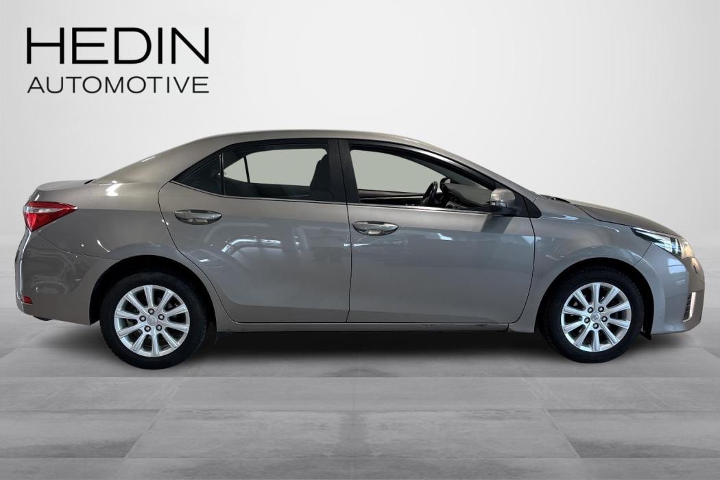 TOYOTA Corolla 2014