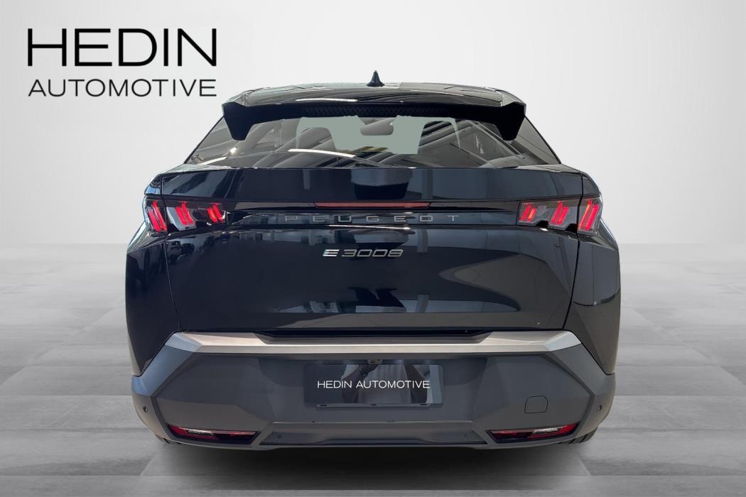 PEUGEOT E-3008 2025
