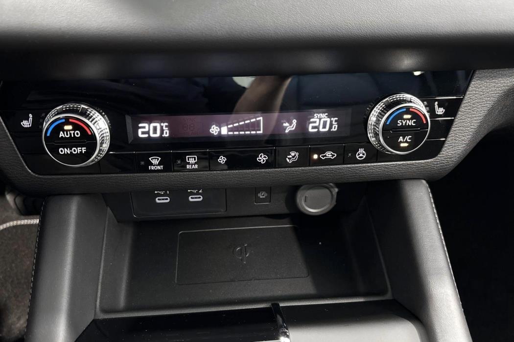 Mitsubishi Outlander 2025