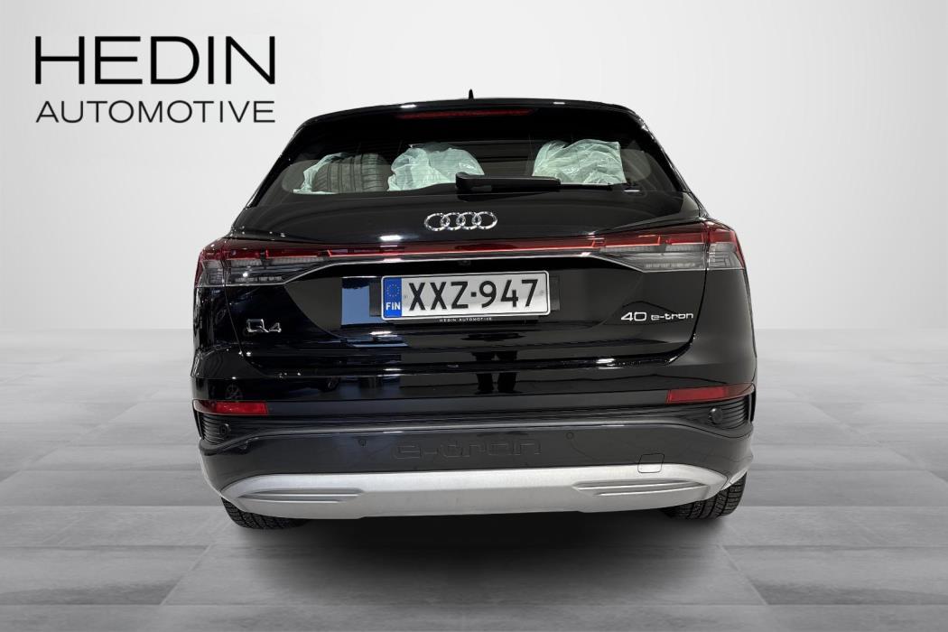 Audi Q4 e-tron 2023